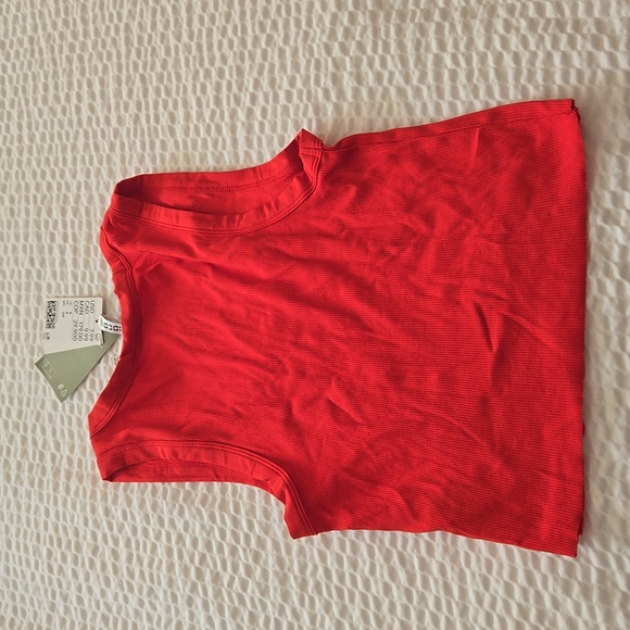 NWT H&M Tank Top - Picture 3 of 3